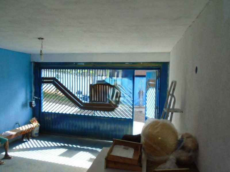 Casa à venda Chácara Santa Maria com 293m² e 6 quartos por R$ 550.000 - 1760979943-cs2garagem-a.jpg