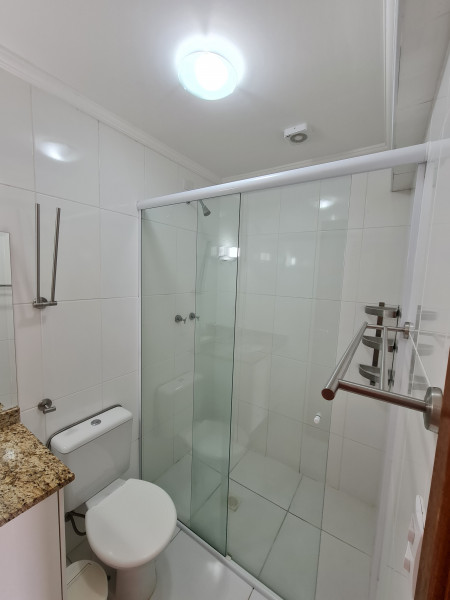 Apartamento à venda Vila Ema com 82m² e 2 quartos por R$ 660.000 - 377455734-wc-suite.jpg