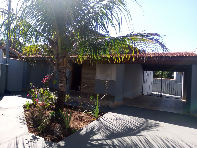 Casa à venda Centro com 250m² e 2 quartos por R$ 380 - 1541747958-img-20230811-110628-304.jpg