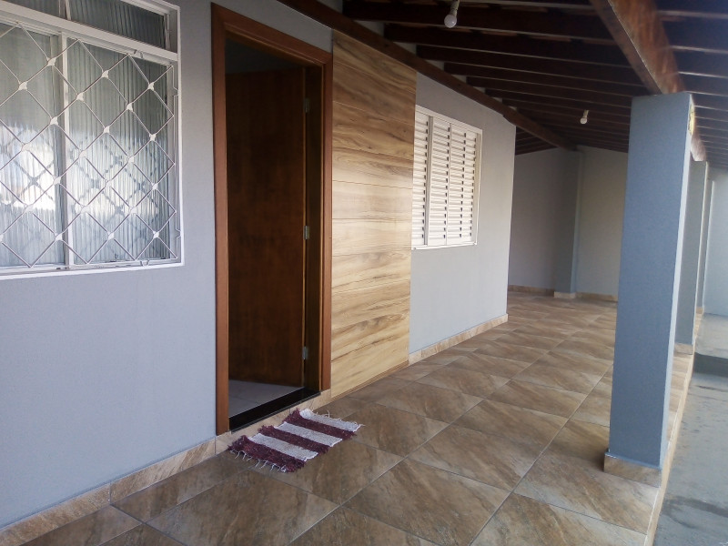 Casa à venda Centro com 250m² e 2 quartos por R$ 380 - 362740257-img-20230811-110455-934.jpg