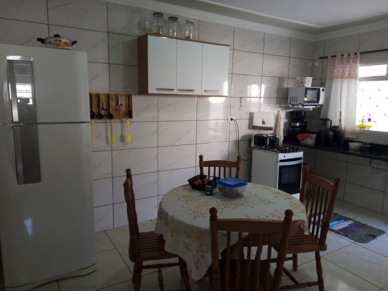 Casa à venda Centro com 250m² e 2 quartos por R$ 380 - 884956080-img-20230811-105023-986.jpg