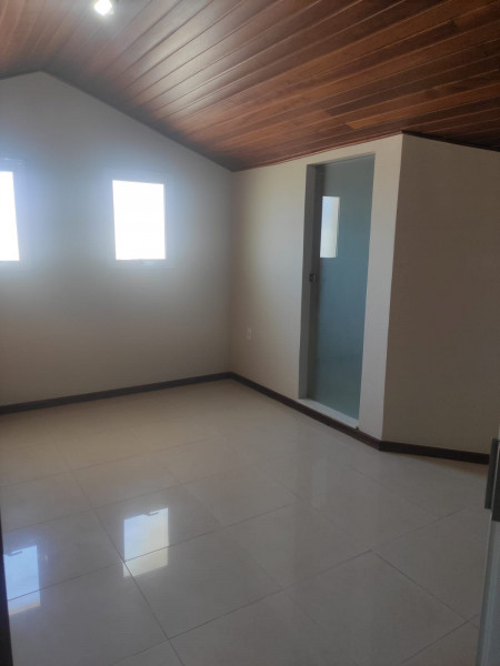 Casa de condomínio à venda Chácaras Reunidas São Jorge com 286m² e 4 quartos por R$ 1.700.000 - 2127700967-whatsapp-image-2023-10-17-at-10.jpeg