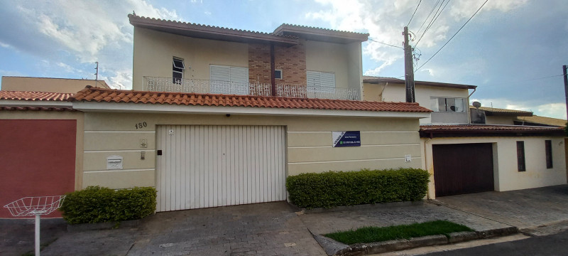 Casa à venda Jardim Astro com 180m² e 3 quartos por R$ 850.000 - 1040298242-foto-astro-1.jpg