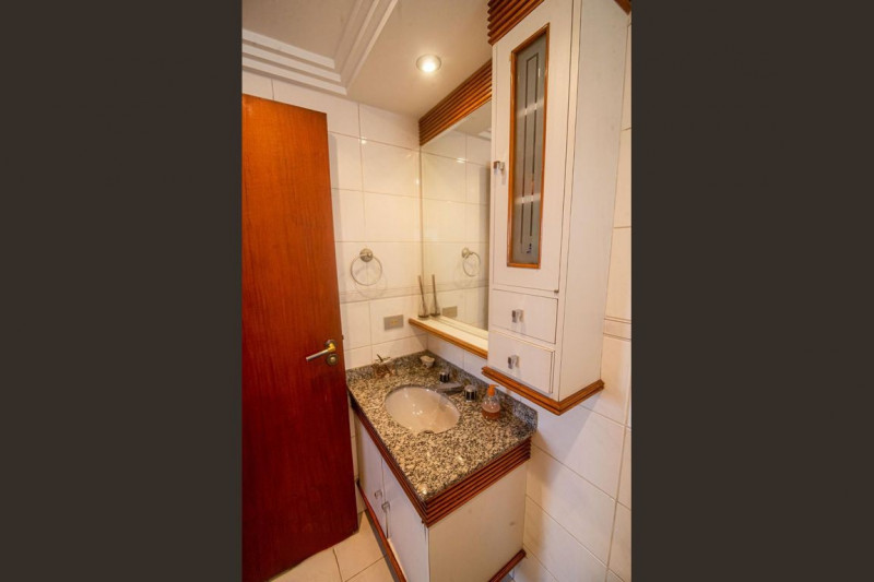 Apartamento à venda Vila Formosa com 171m² e 3 quartos por R$ 990.000 - 382989532-29-banheiro-social.jpg