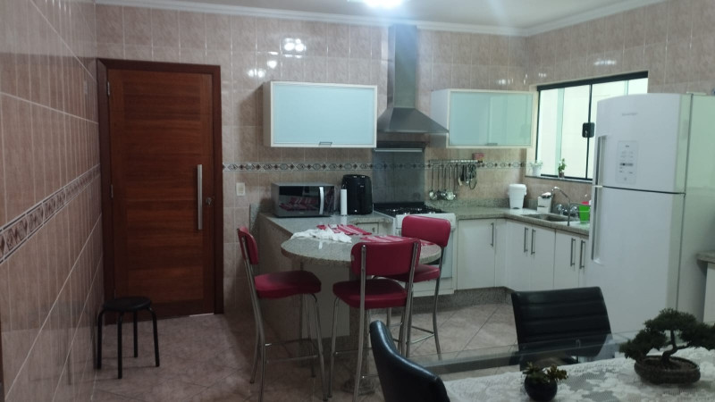 Casa à venda Jardim do Papai com 200m² e 3 quartos por R$ 850 - 1188070090-74bc0c6e-653d-46a9-9f26-89b17a95a1c3.jpeg