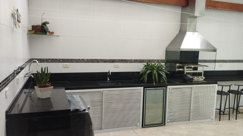 Casa à venda Jardim do Papai com 200m² e 3 quartos por R$ 850 - 1677441975-27f75f8f-9981-4f77-85ac-f7b04592bd4c.jpeg