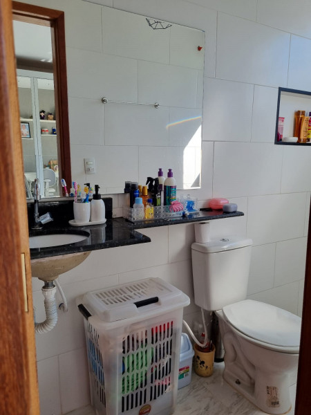 Apartamento à venda Jardim Sulacap com 110m² e 2 quartos por R$ 380.000 - 577843320-banheiro-quarto-fundos.jpg