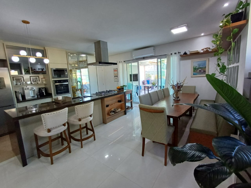 Cobertura à venda Pântano do Sul com 237m² e 3 quartos por R$ 2.580.000 - 1647194372-4-whatsapp-image-2023-10-15-at-8.jpeg