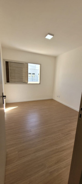 Apartamento à venda Centro com 126m² e 3 quartos por R$ 630.000 - 1571094986-quarto-02.jpg