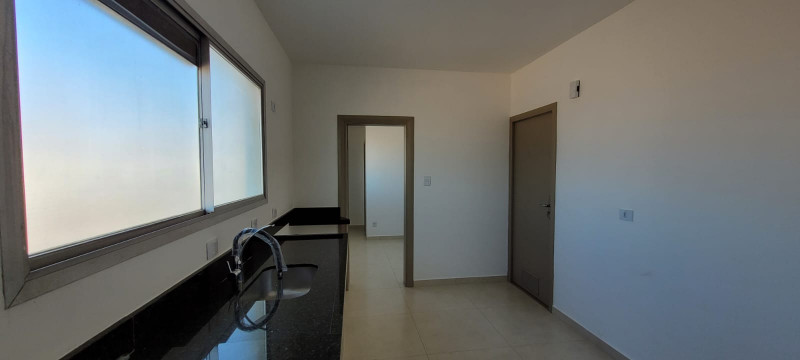 Apartamento à venda Centro com 126m² e 3 quartos por R$ 630.000 - 295327060-cozinha.jpg