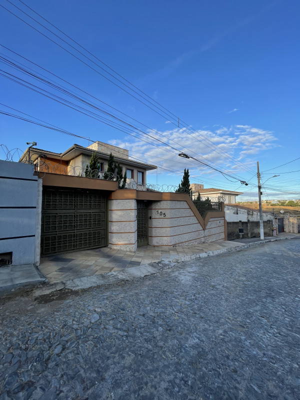 Casa à venda Centro com 308m² e 5 quartos por R$ 1.300.000 - 1438513042-img-0847.jpeg