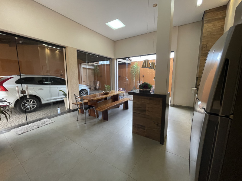 Casa à venda Centro com 308m² e 5 quartos por R$ 1.300.000 - 973521194-img-9004.jpeg