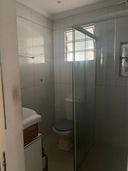 Casa à venda Jardim Modelo com 389m² e 5 quartos por R$ 600.000 - 1056837260-banheiro-gabriel.jpeg