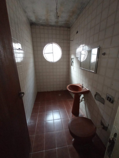 Casa à venda Jardim Modelo com 389m² e 5 quartos por R$ 600.000 - 1868481526-banheiro-monica.jpeg
