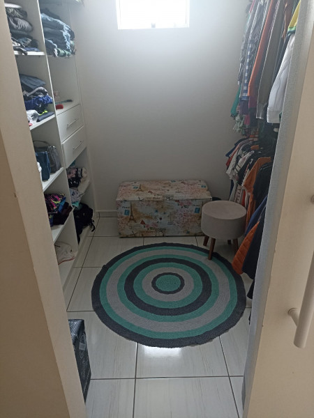Casa à venda Bosque II com 144m² e 3 quartos por R$ 390.000 - 1782250781-closet-suite.jpg