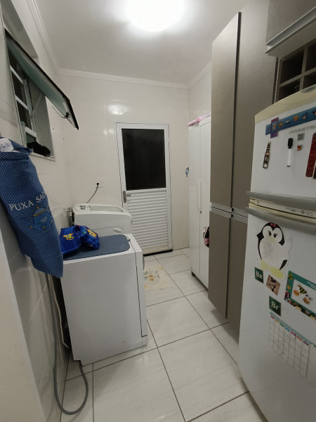 Casa à venda Bosque II com 144m² e 3 quartos por R$ 390.000 - 1956953472-6-cozinha-e-lavanderia.jpg