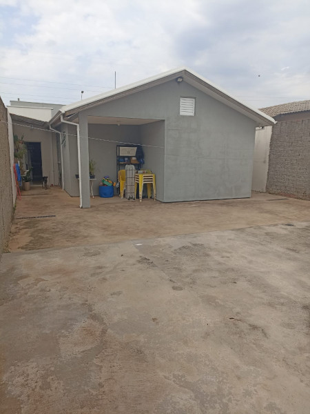 Casa à venda Bosque II com 144m² e 3 quartos por R$ 390.000 - 318138334-fundo.jpg