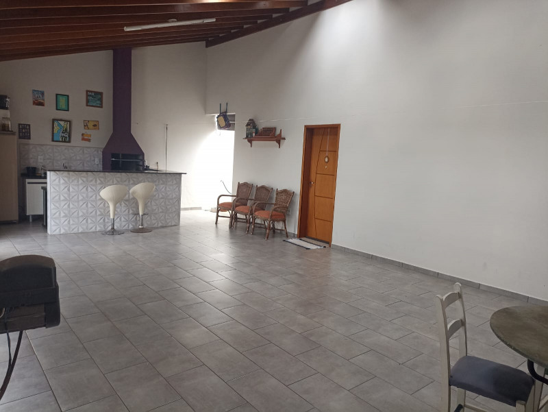 Casa à venda Bosque II com 144m² e 3 quartos por R$ 390.000 - 570304734-2garagem.jpg