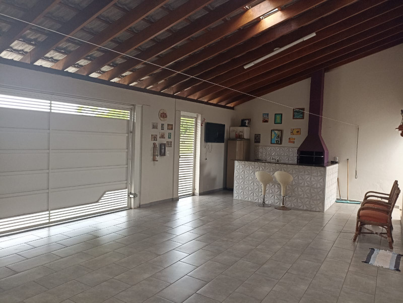 Casa à venda Bosque II com 144m² e 3 quartos por R$ 390.000 - 971537156-2-garagem-2.jpg
