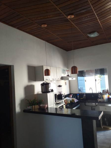 Casa à venda Tijucal com 200m² e 3 quartos por R$ 260.000 - 1975348557-img-20231026-wa0043.jpg