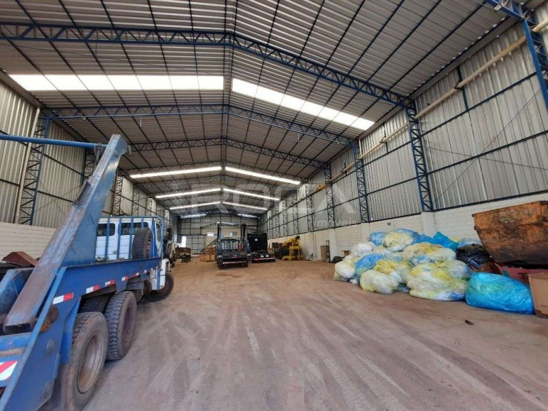 Comercial à venda Centro com 1490m² e 1 quarto por R$ 4.000.000 - 620404459-sp-sao-carlos-ceat-avenida-helio-frigori-barracao-galpao-deposito-para-alugar-63dc4f08-5.jpg