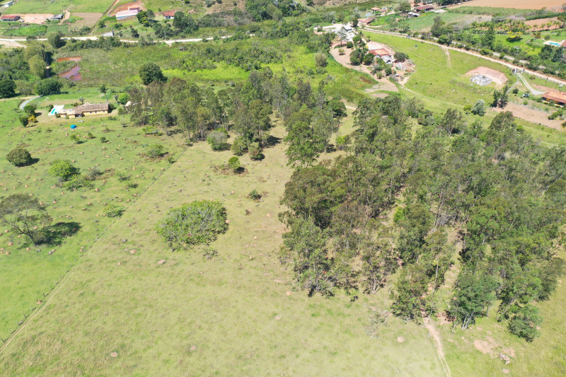 Terreno à venda Centro com 88351m² e 1 quarto por R$ 900.000 - 1535757825-dji-0571.JPG