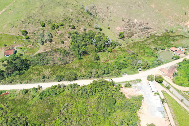 Terreno à venda Centro com 88351m² e 1 quarto por R$ 900.000 - 1878206649-dji-0581.JPG