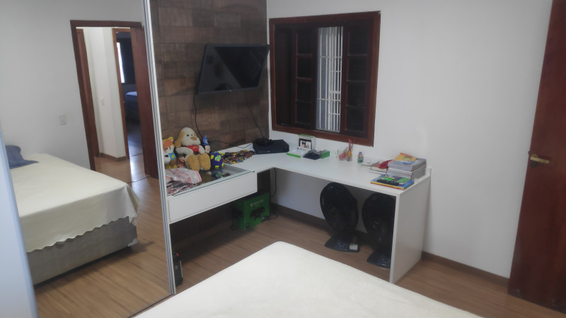 Casa à venda Sun Valle com 500m² e 3 quartos por R$ 650.000 - 1806020375-1629726710553-2.jpg