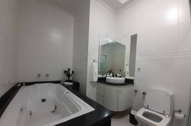 Casa à venda Parque Santana com 300m² e 4 quartos por R$ 1.300.000 - 794548792-a19254ee-5130-4358-92bb-30b223182323.jpeg