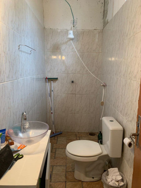 Casa à venda Vila Ipê Amarelo com 40m² e 2 quartos por R$ 69.000 - 1795917039-banheiro.jpeg