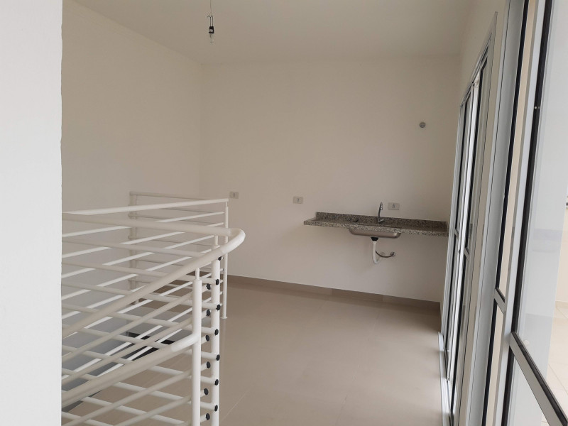 Apartamento à venda Jardim São Paulo com 150m² e 2 quartos por R$ 298.000 - 1394054224-cozinha-piso-superior.jpg