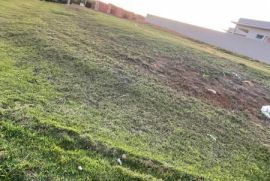 Terreno à venda Centro com 1009m² - 1 dormitório -  vagas - R$ 290.000 - 1264984608-002.jpg