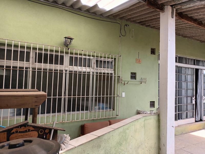 Casa à venda Jardim Barbacena com 357m² e 2 quartos por R$ 600.000 - 651656262-20230819-143459.jpg