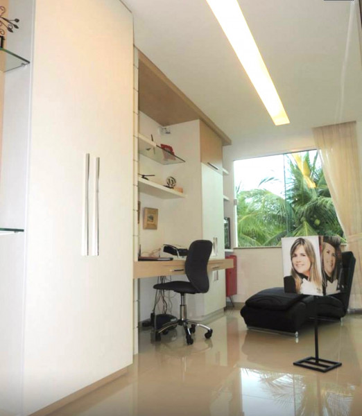 Casa à venda Centro com 426m² e 5 quartos por R$ 1.800.000 - 1943445160-img-1084.jpeg