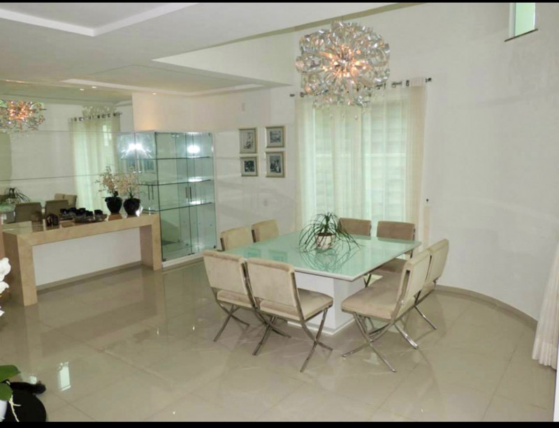 Casa à venda Centro com 426m² e 5 quartos por R$ 1.800.000 - 559930278-img-1062.jpeg