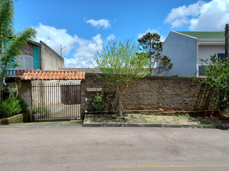 Casa à venda Gralha Azul com 480m² e 2 quartos por R$ 550.000 - 1065411564-inbound7760029185015769459.jpg