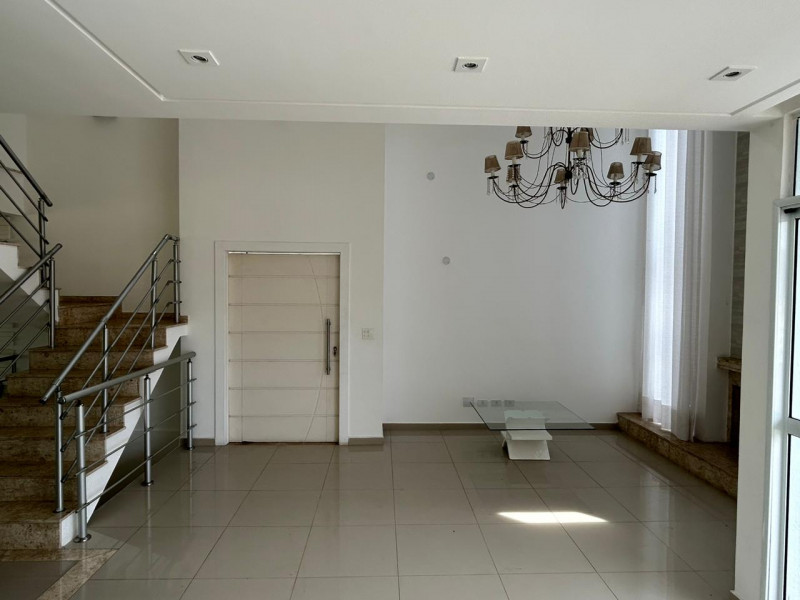 Casa à venda Parque dos Príncipes com 250m² e 4 quartos por R$ 2.100.000 - 1147112336-imagem-do-whatsapp-de-2023-10-29-as-12.jpg