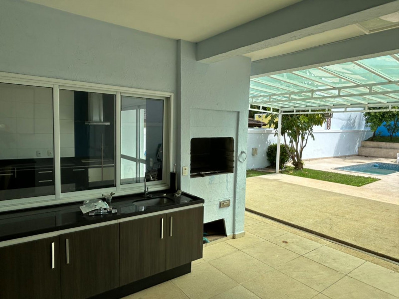 Casa à venda Parque dos Príncipes com 250m² e 4 quartos por R$ 2.100.000 - 478187545-imagem-do-whatsapp-de-2023-10-29-as-12.jpg