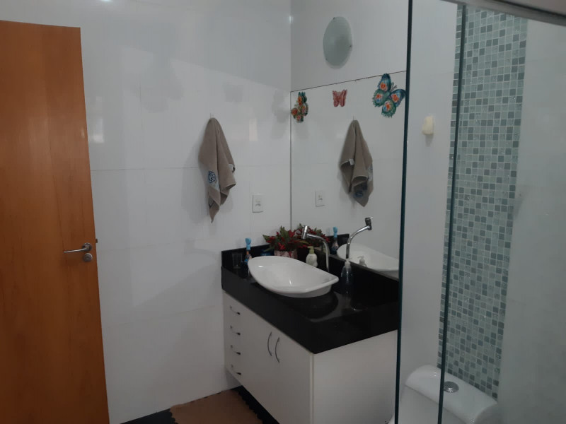 Casa à venda Setor Leste (Gama) com 275m² e 2 quartos por R$ 700.000 - 1665376323-d32d6230-b5cc-47d4-bbfc-2a4f8d04189a.jpeg