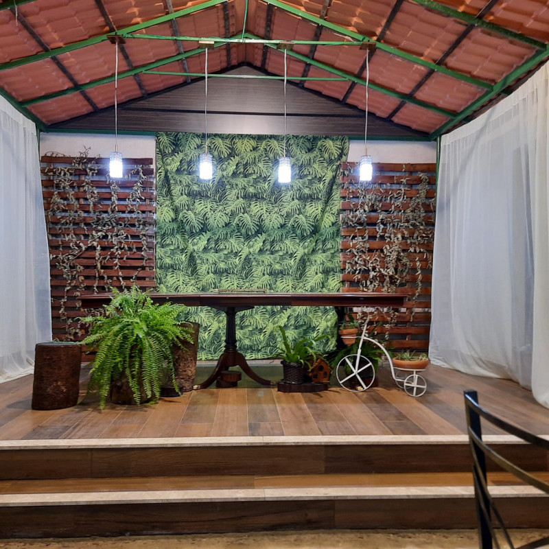 Casa para alugar Vila Muqui com 470m² e 2 quartos por R$ 10.000 - 1641715372-mesa.jpg