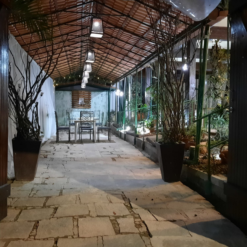 Casa para alugar Vila Muqui com 470m² e 2 quartos por R$ 10.000 - 1899057554-entrada.jpg