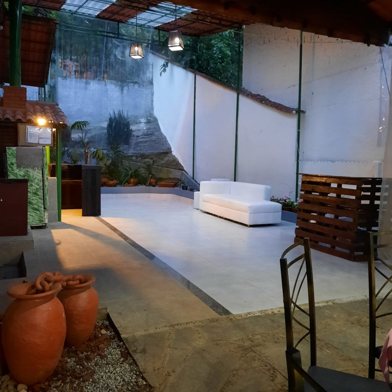 Casa para alugar Vila Muqui com 470m² e 2 quartos por R$ 10.000 - 596633324-cf5f32c8-b2a8-41d7-9422-dfeab2d26aa1.jpg