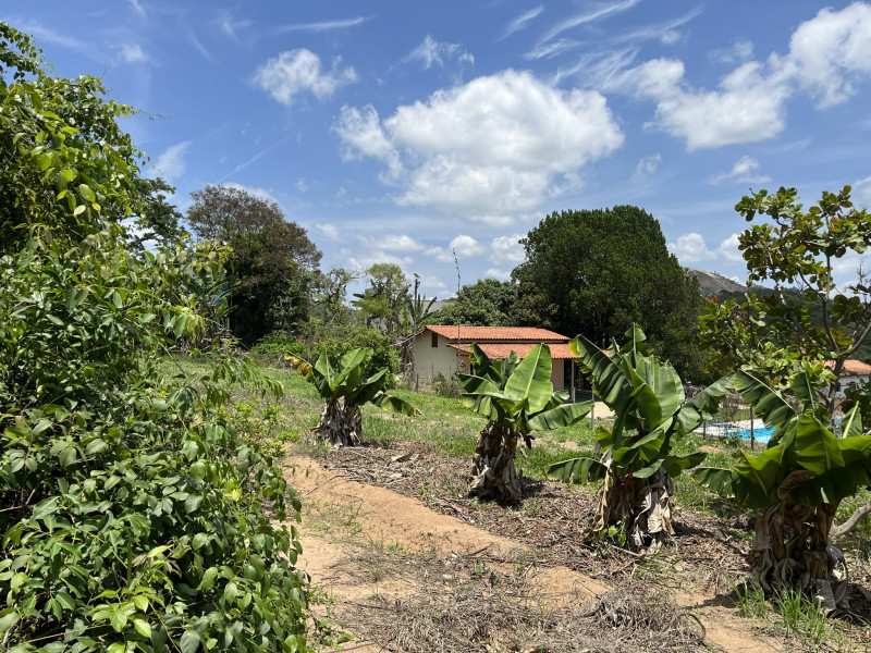 Chácara à venda Estâncias Imperiais com 5000m² e 1 quarto por R$ 1.000.000 - 1720122609-img-0262.JPEG