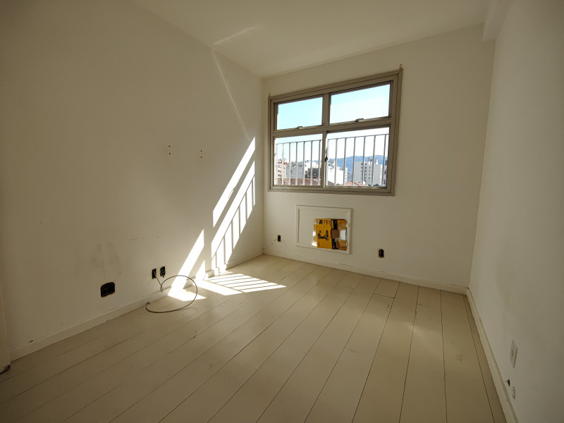 Apartamento à venda Vila Isabel com 142m² e 3 quartos por R$ 700.000 - 393516749-05-quarto-2-1.jpg