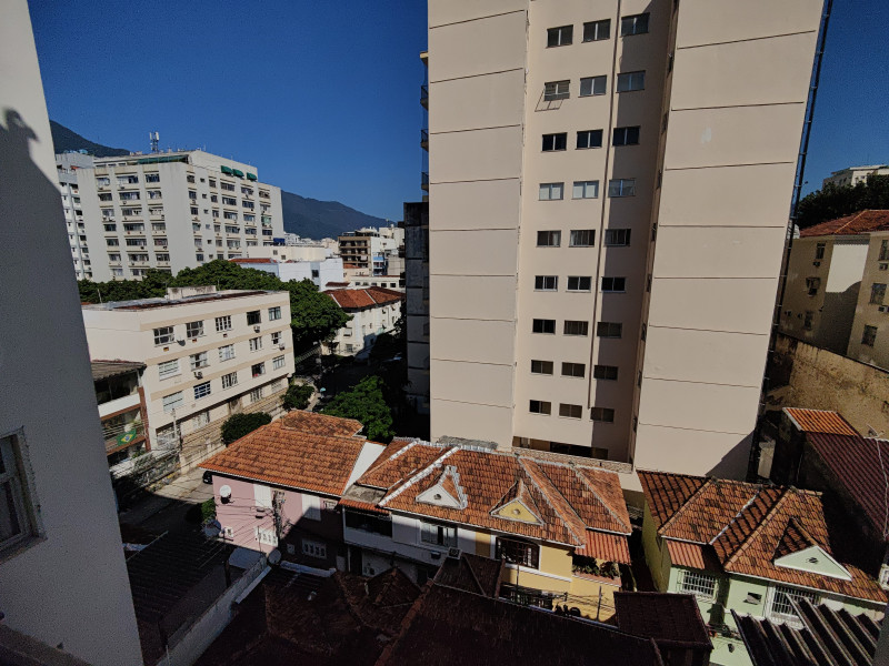 Apartamento à venda Vila Isabel com 142m² e 3 quartos por R$ 700.000 - 482804386-09-area-de-servico-vista.jpg