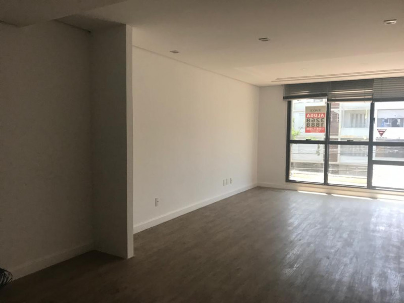 Comercial à venda Menino Deus com 37m² e 1 quarto por R$ 199.000 - 425200321-7741896c-3933-44a4-97ab-72779bb23559.jpg