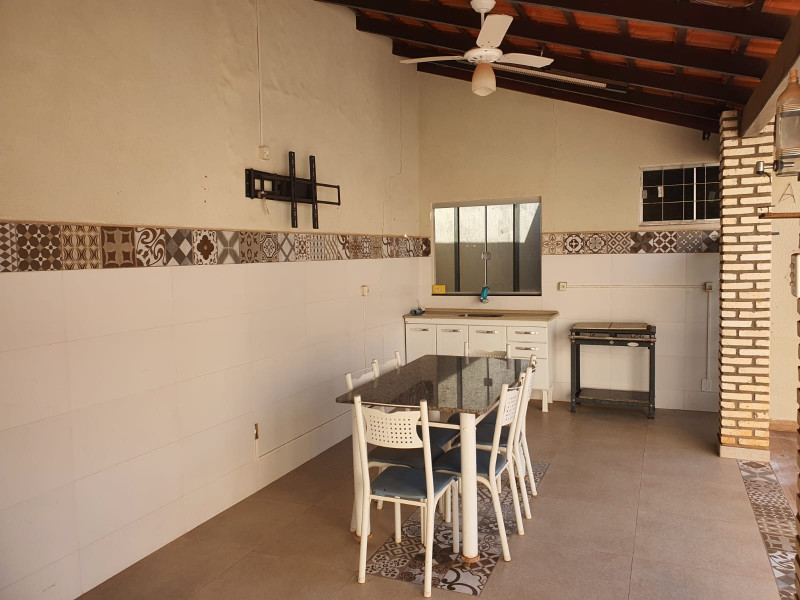 Casa à venda Jardim Costa Verde com 240m² e 3 quartos por R$ 566.500 - 1661225685-img-20231031-wa0059.jpg