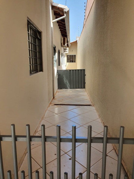 Casa à venda Jardim Costa Verde com 240m² e 3 quartos por R$ 566.500 - 634532410-img-20231031-wa0028.jpg
