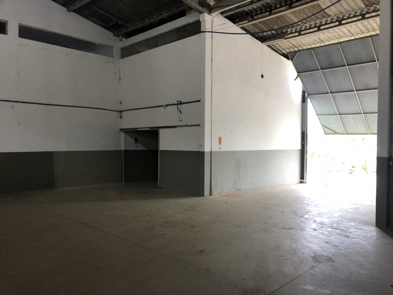 Comercial para alugar Centro com 400m² e 1 quarto por R$ 6.233 - 18061753-galpao-2023-08-30-f2.JPG
