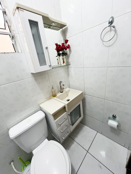 Casa à venda Primeiro  de Maio com 287m² e 3 quartos por R$ 450.000 - 371328735-1o.JPG